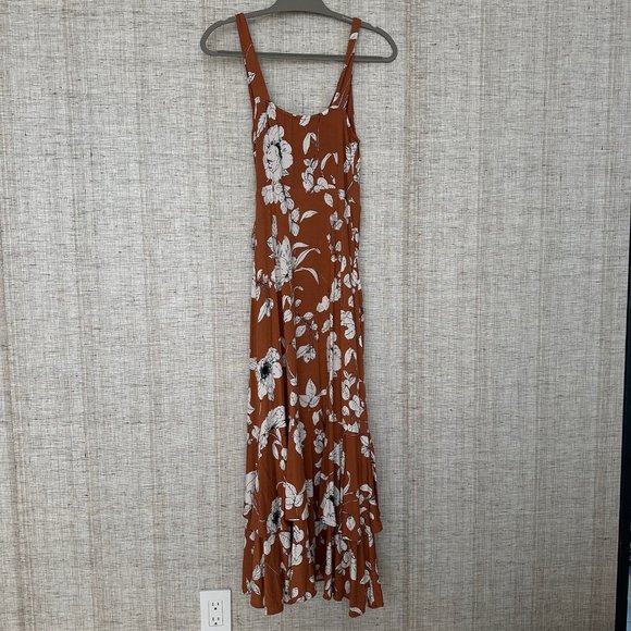 Ruffled Floral Midi Dress - Picture 6 of 9